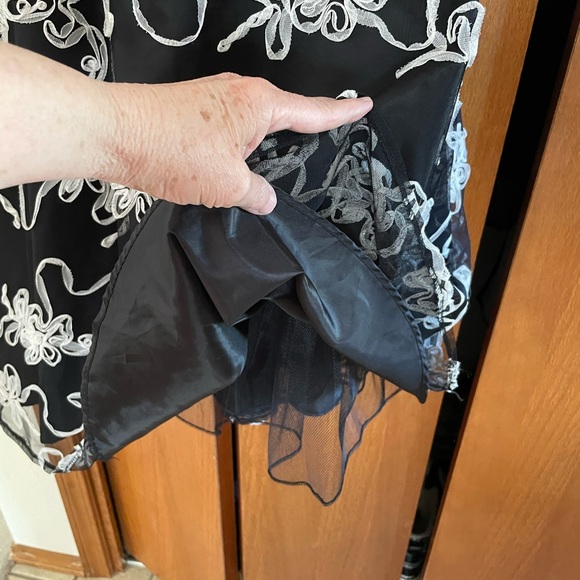 Jr size 11/12 Masquerade strapless party dress - Picture 4 of 5